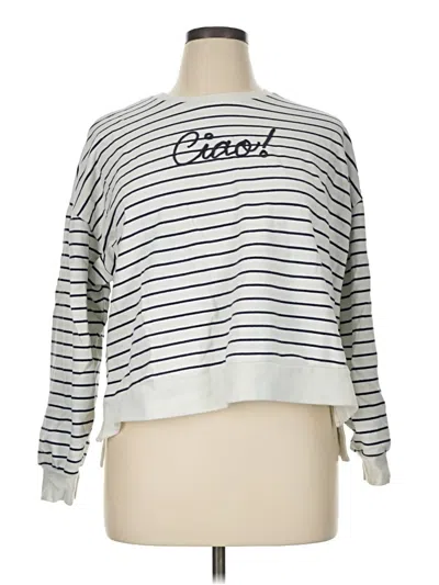 Pre-owned Torrid Pullover Sweater In Silver