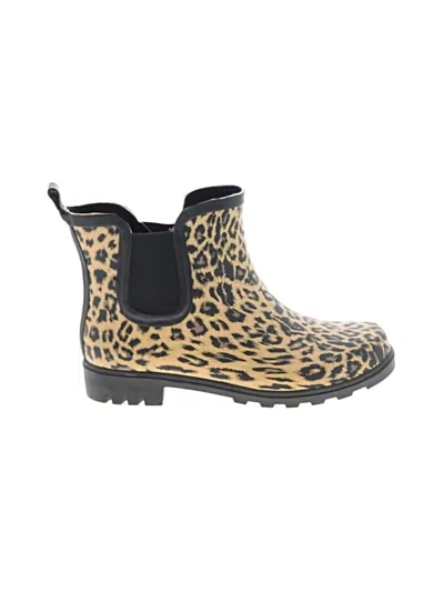 Pre-owned Torrid Rain Boots In Tan