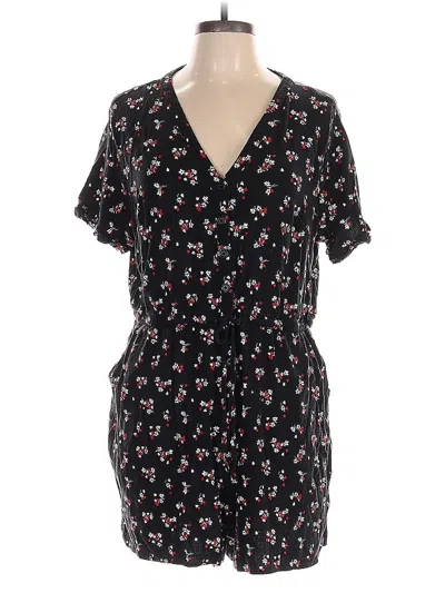 Pre-owned Torrid Romper In Black