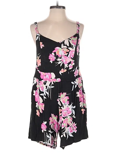 Pre-owned Torrid Romper In Black