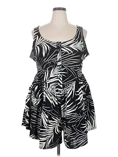Pre-owned Torrid Romper In Black