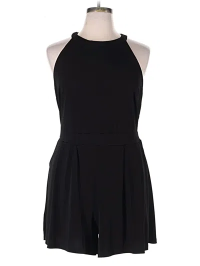 Pre-owned Torrid Romper In Black