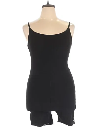 Pre-owned Torrid Romper In Black
