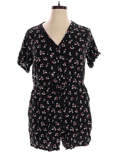 Pre-owned Torrid Romper In Black