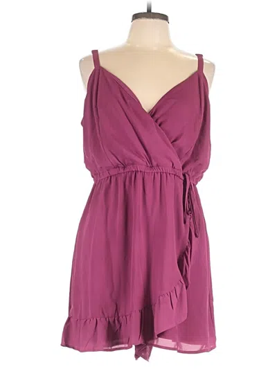 Pre-owned Torrid Romper In Burgundy
