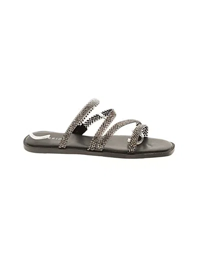 Pre-owned Torrid Sandals In Black
