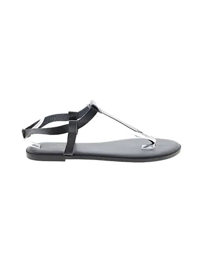 Pre-owned Torrid Sandals In Black
