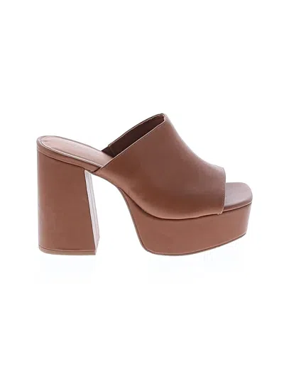 Pre-owned Torrid Sandals In Brown