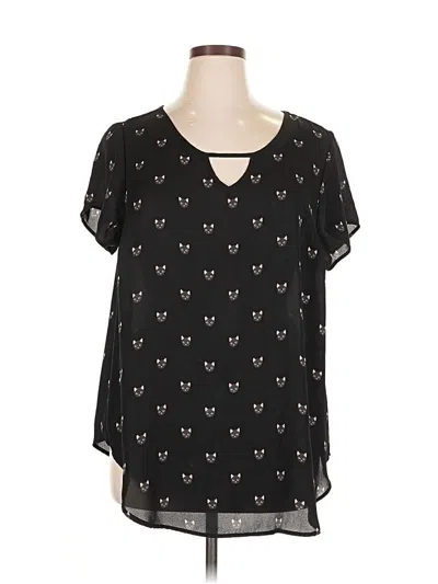 Pre-owned Torrid Short Sleeve Blouse In Black