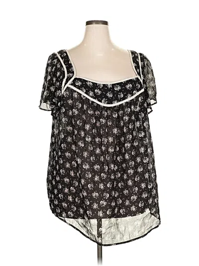 Pre-owned Torrid Short Sleeve Blouse In Black