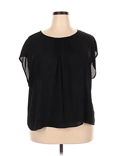 Pre-owned Torrid Short Sleeve Blouse In Black