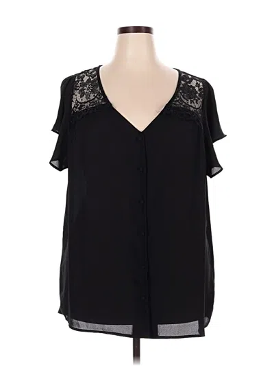 Pre-owned Torrid Short Sleeve Blouse In Black