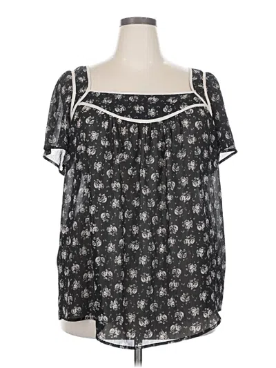 Pre-owned Torrid Short Sleeve Blouse In Black