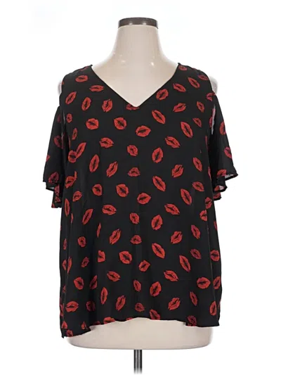 Pre-owned Torrid Short Sleeve Blouse In Black