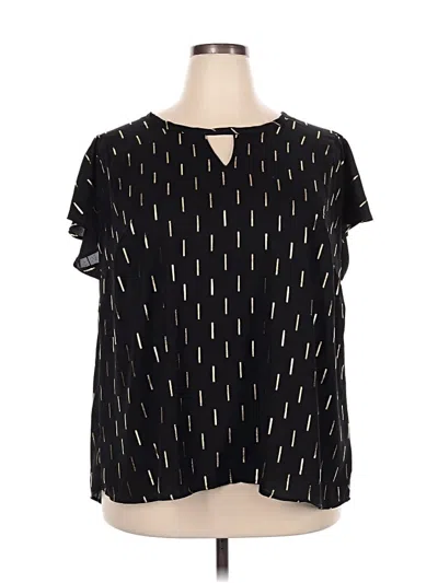 Pre-owned Torrid Short Sleeve Blouse In Black