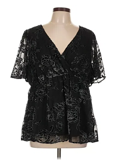 Pre-owned Torrid Short Sleeve Blouse In Black