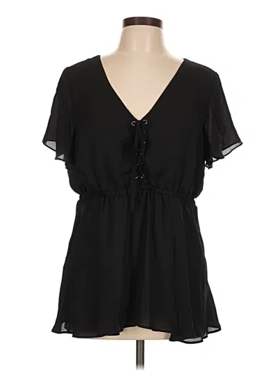 Pre-owned Torrid Short Sleeve Blouse In Black