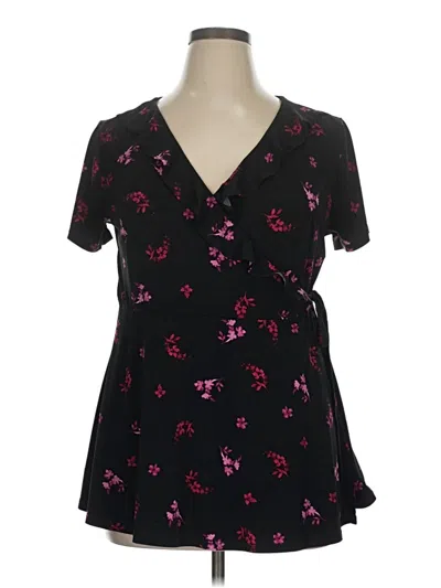 Pre-owned Torrid Short Sleeve Blouse In Black