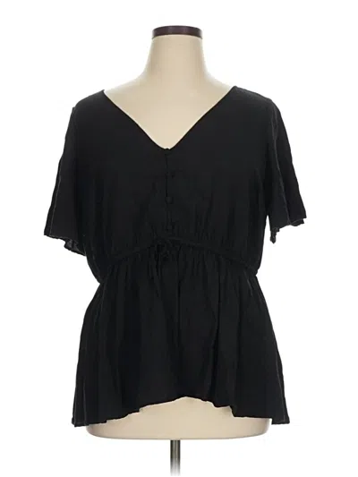 Pre-owned Torrid Short Sleeve Blouse In Black