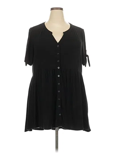 Pre-owned Torrid Short Sleeve Blouse In Black