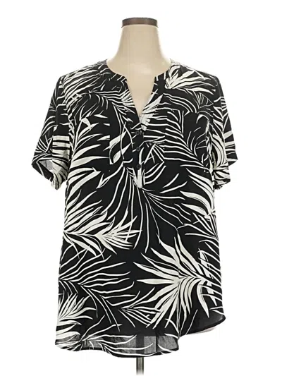 Pre-owned Torrid Short Sleeve Blouse In Black