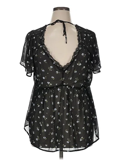 Pre-owned Torrid Short Sleeve Blouse In Black
