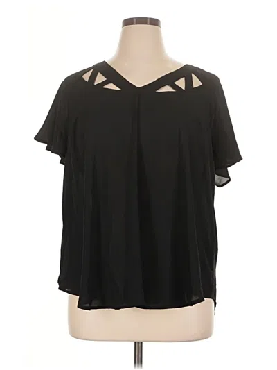 Pre-owned Torrid Short Sleeve Blouse In Black