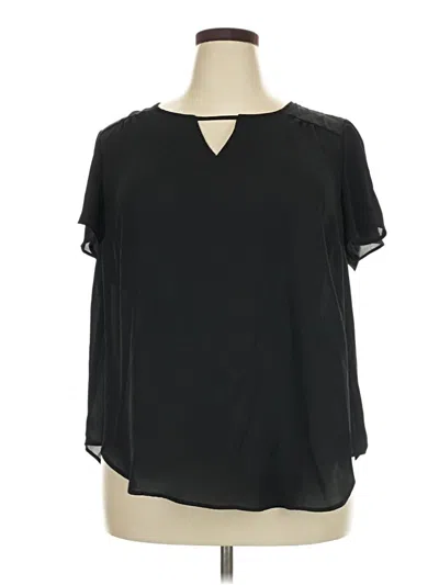 Pre-owned Torrid Short Sleeve Blouse In Black