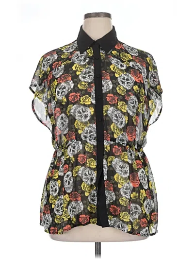 Pre-owned Torrid Short Sleeve Blouse In Black