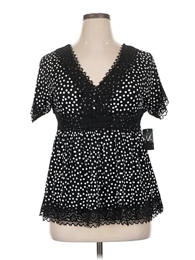 Pre-owned Torrid Short Sleeve Blouse In Black