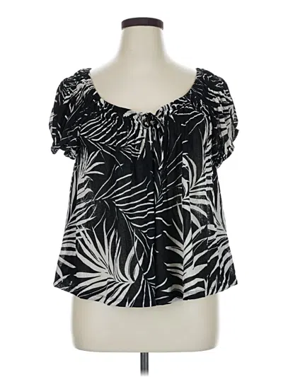 Pre-owned Torrid Short Sleeve Blouse In Black