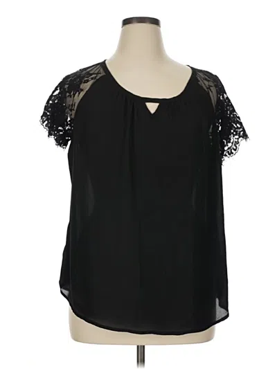 Pre-owned Torrid Short Sleeve Blouse In Black