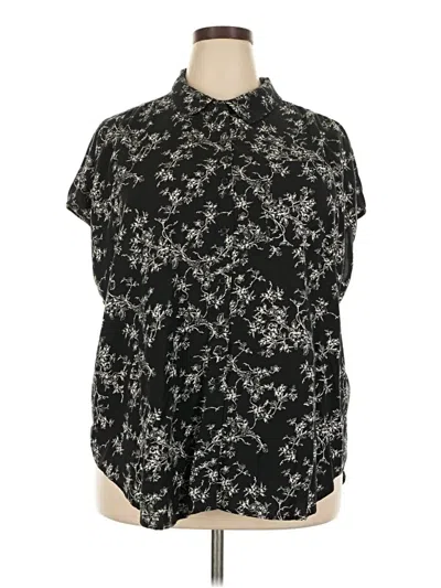 Pre-owned Torrid Short Sleeve Blouse In Black