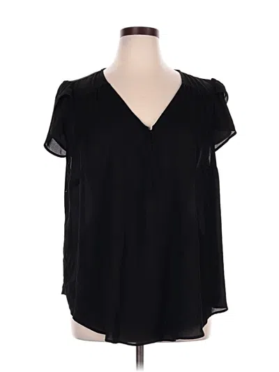Pre-owned Torrid Short Sleeve Blouse In Black