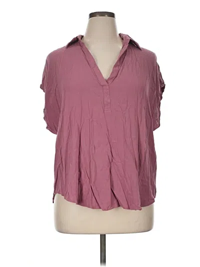 Pre-owned Torrid Short Sleeve Blouse In Burgundy