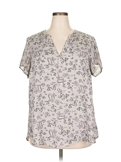 Pre-owned Torrid Short Sleeve Blouse In Gray