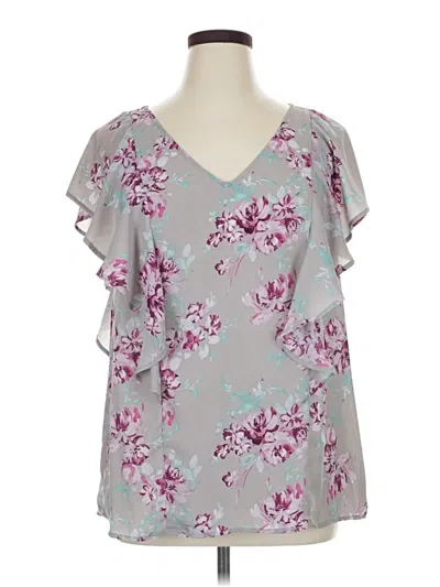 Pre-owned Torrid Short Sleeve Blouse In Gray