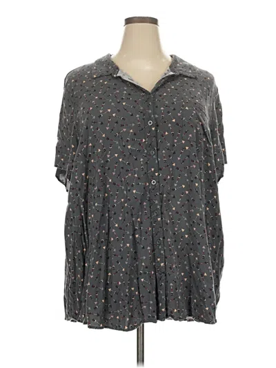 Pre-owned Torrid Short Sleeve Blouse In Gray