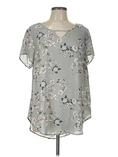 Pre-owned Torrid Short Sleeve Blouse In Gray