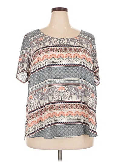 Pre-owned Torrid Short Sleeve Blouse In Gray