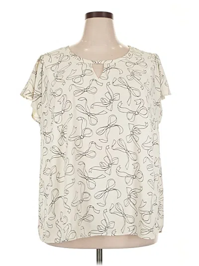 Pre-owned Torrid Short Sleeve Blouse In Ivory