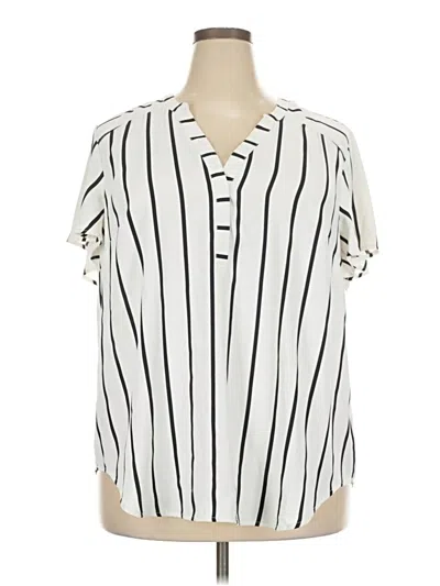 Pre-owned Torrid Short Sleeve Blouse In Ivory