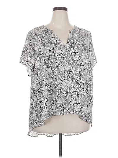 Pre-owned Torrid Short Sleeve Blouse In Silver