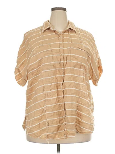 Pre-owned Torrid Short Sleeve Blouse In Tan