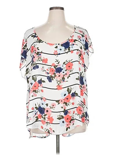 Pre-owned Torrid Short Sleeve Blouse In White