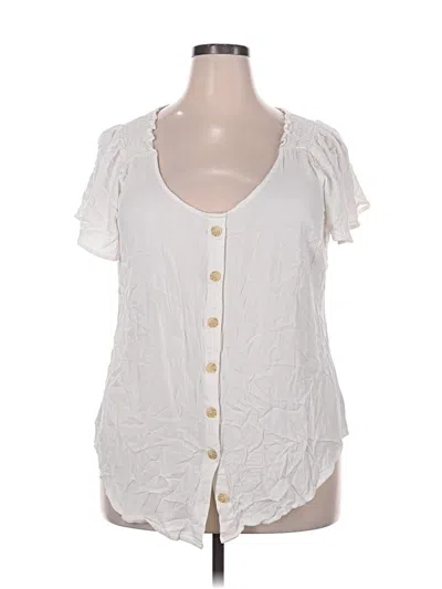 Pre-owned Torrid Short Sleeve Blouse In White