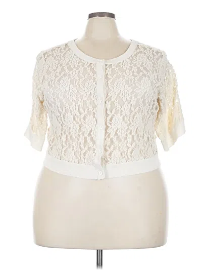 Pre-owned Torrid Short Sleeve Blouse In White
