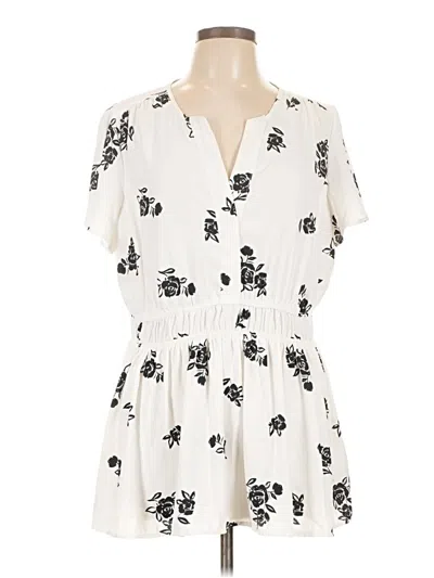 Pre-owned Torrid Short Sleeve Blouse In White