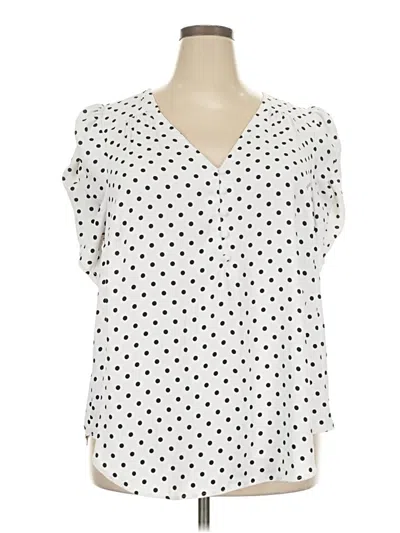 Pre-owned Torrid Short Sleeve Blouse In White
