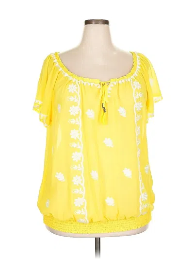 Pre-owned Torrid Short Sleeve Blouse In Yellow